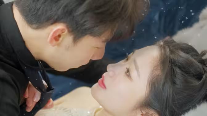 歷總，夫人拒不離婚(全集)